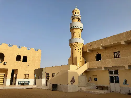 الافتتاح