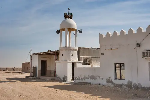الافتتاح